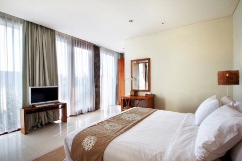 2 bedrooms Villa in Seminyak, Badung, Indonesia No. 1703 16