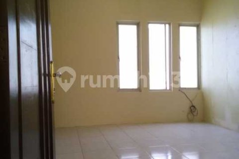 4 bedrooms House in Cengkareng, Jakarta, Indonesia No. 13650 9