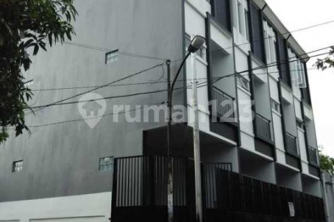 4 bedrooms House in Cengkareng, Jakarta, Indonesia No. 13650 17