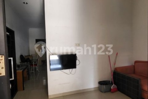 4 bedrooms House in Grogol Petamburan, Jakarta, Indonesia No. 13652 3