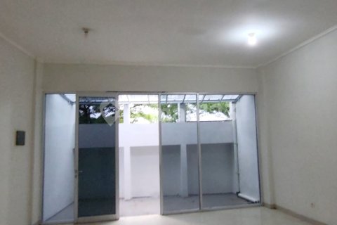 294m2 Shop in Tangerang, Indonesia No. 13654 29