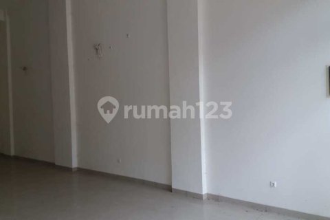 294m2 Shop in Tangerang, Indonesia No. 13654 6