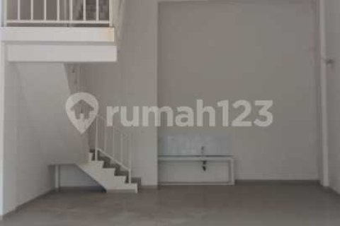294m2 Shop in Tangerang, Indonesia No. 13654 2