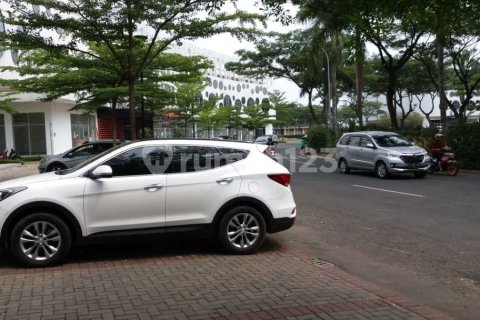 294m2 Shop in Tangerang, Indonesia No. 13654 13