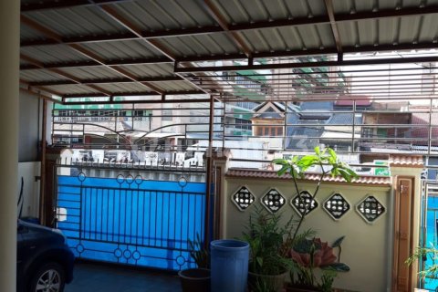 290m2 House in Tambora, Jakarta, Indonesia No. 13655 3