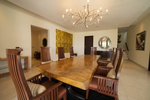 2 bedrooms Villa in South Kuta, Badung, Indonesia No. 686 5