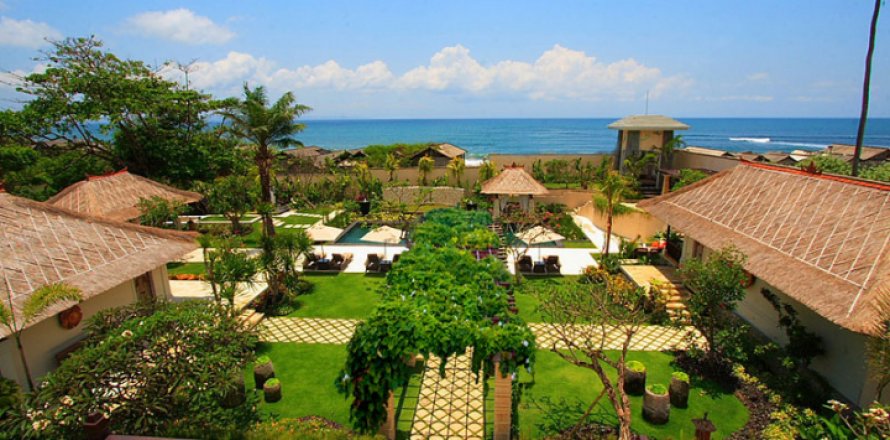 5 bedrooms Villa in Canggu, Badung, Indonesia No. 684