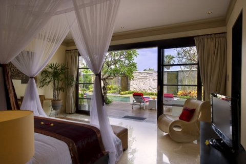 5 bedrooms Villa in Seminyak, Badung, Indonesia No. 704 25