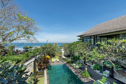 5 bedrooms Villa in Seminyak, Badung, Indonesia No. 704