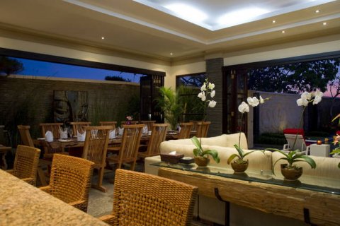 5 bedrooms Villa in Seminyak, Badung, Indonesia No. 704 24