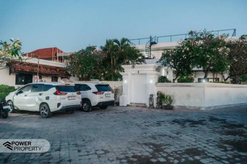 Отель, гостиница с 22 спальнями в Benoa, Бадунг, Индонезия № 9540 3