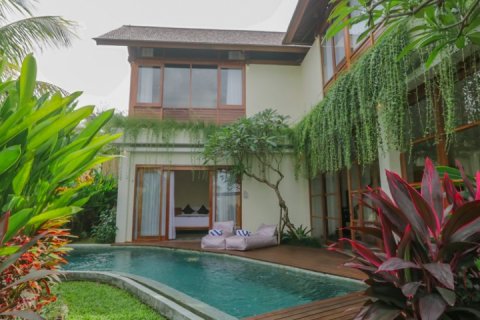 3 bedrooms Villa in Canggu, Badung, Indonesia No. 7595 4
