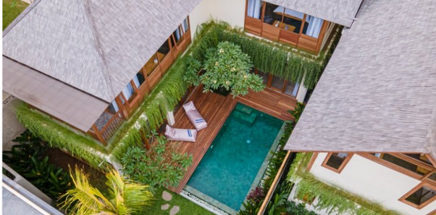 3 bedrooms Villa in Canggu, Badung, Indonesia No. 7594