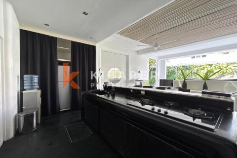 Вилла с 2 спальнями в Seminyak, Бадунг, Индонезия № 12225 16