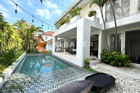 2 bedrooms Villa in Seminyak, Badung, Indonesia No. 12225