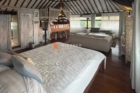Вилла с 4 спальнями в Kuta, Бадунг, Индонезия № 12222 5