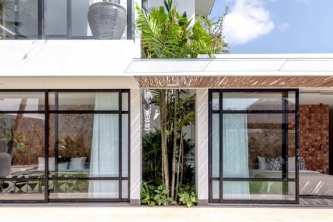 4 bedrooms Villa in Canggu, Badung, Indonesia No. 1019 16
