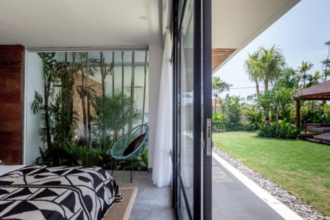 4 bedrooms Villa in Canggu, Badung, Indonesia No. 1019 18
