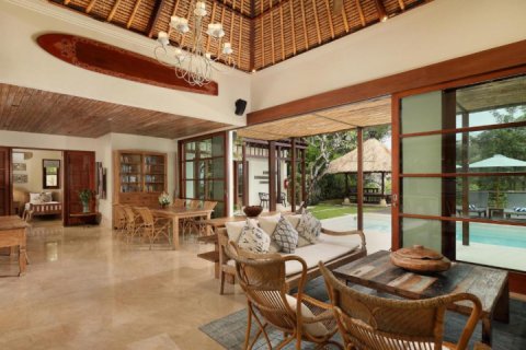 3 bedrooms Villa in Jimbaran, Badung, Indonesia No. 1242 10