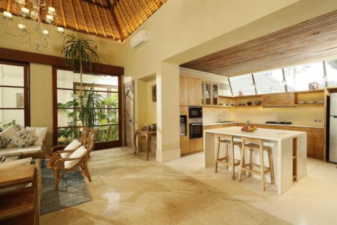 3 bedrooms Villa in Jimbaran, Badung, Indonesia No. 1242 5