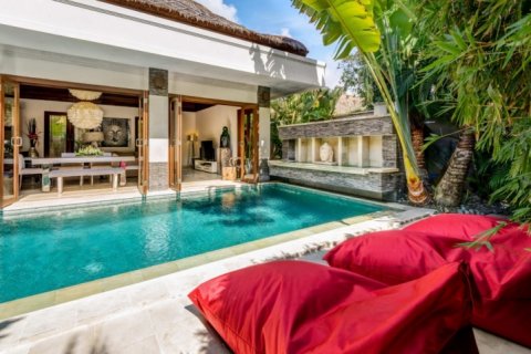 3 bedrooms Villa in Seminyak, Badung, Indonesia No. 1245 14