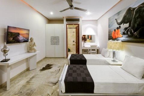 3 bedrooms Villa in Seminyak, Badung, Indonesia No. 1245 8