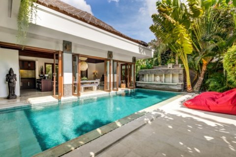 Вилла с 3 спальнями в Seminyak, Бадунг, Индонезия № 1245