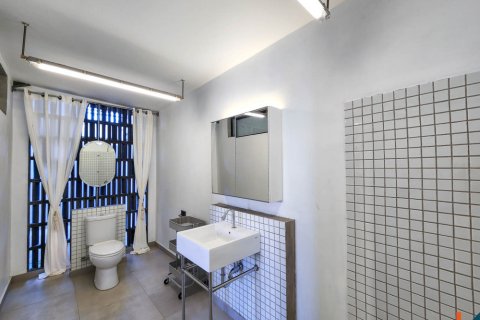 Вилла с 3 спальнями в Kerobokan, Бадунг, Индонезия № 10971 24