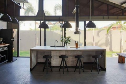 3 bedrooms Villa in Kerobokan, Badung, Indonesia No. 10970 8