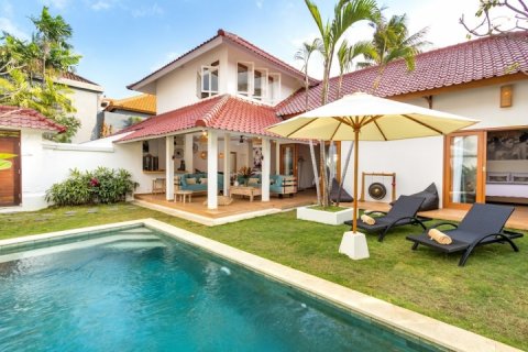Вилла с 3 спальнями в Seminyak, Бадунг, Индонезия № 1479