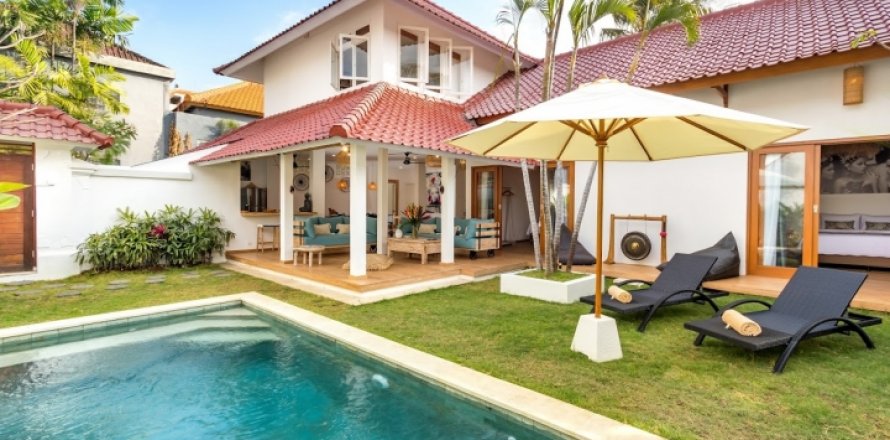 3 bedrooms Villa in Seminyak, Badung, Indonesia No. 1479
