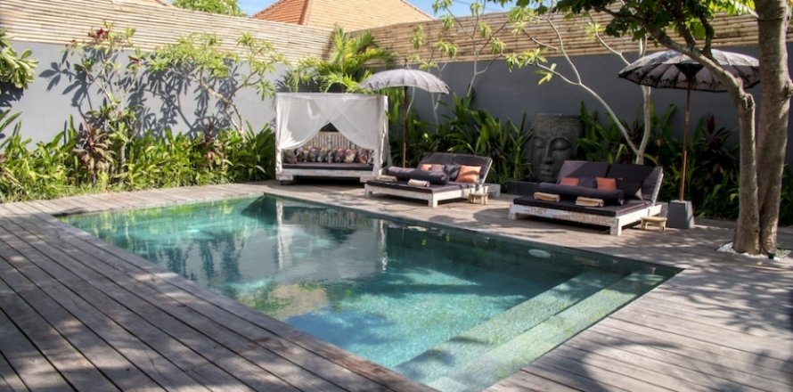 3 bedrooms Villa in Seminyak, Badung, Indonesia No. 1474