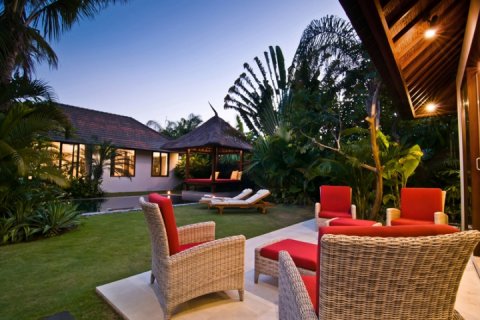 3 bedrooms Villa in Seminyak, Badung, Indonesia No. 1475 7