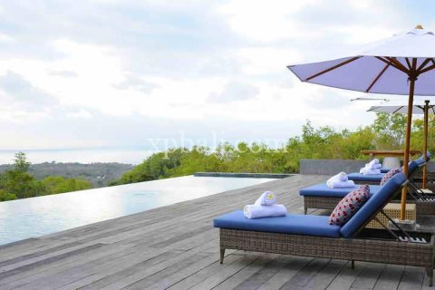 4 bedrooms Villa in South Kuta, Badung, Indonesia No. 7754 16