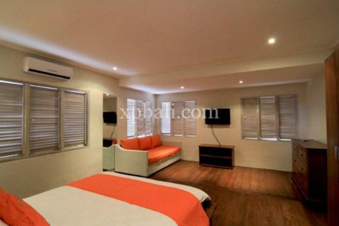 6 bedrooms Villa in Seminyak, Badung, Indonesia No. 494 12