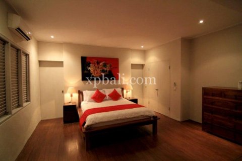 6 bedrooms Villa in Seminyak, Badung, Indonesia No. 494 5