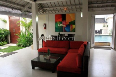 6 bedrooms Villa in Seminyak, Badung, Indonesia No. 494 4