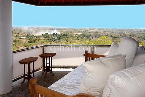 3 bedrooms Villa in Nusa Dua, Badung, Indonesia No. 551 16