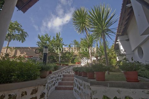 3 bedrooms Villa in Nusa Dua, Badung, Indonesia No. 551 4