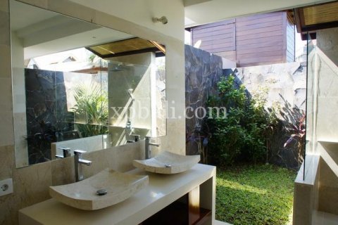 Вилла с 3 спальнями в Canggu, Бадунг, Индонезия № 553 22