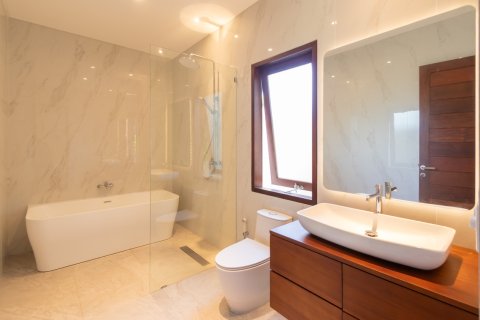 123m2 Villa in South Denpasar, Denpasar, Indonesia No. 13671 14