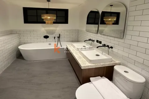 2 bedrooms Villa in Tumbak Bayuh, Mengwi, Badung, Indonesia No. 12633 4