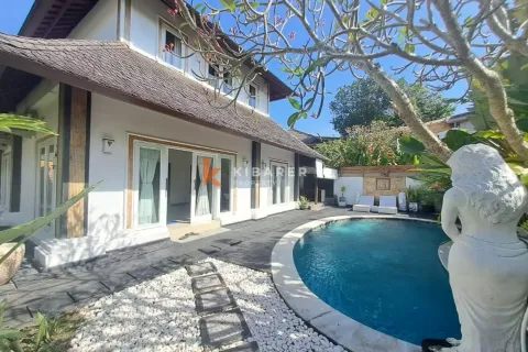 3 bedrooms Villa in Canggu, Badung, Indonesia No. 12637 3