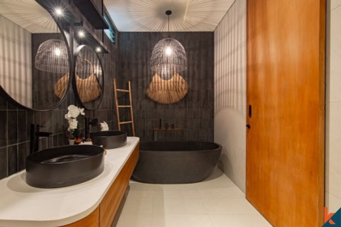 3 bedrooms Villa in Canggu, Badung, Indonesia No. 11494 4