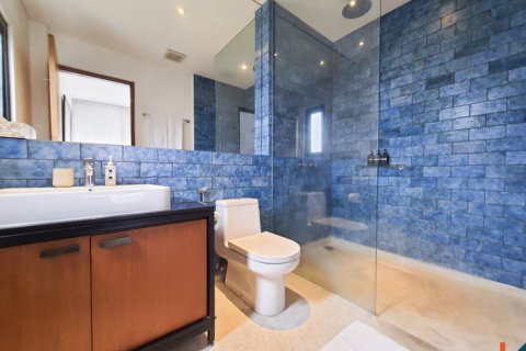 4 bedrooms Villa in Canggu, Badung, Indonesia No. 11496 27