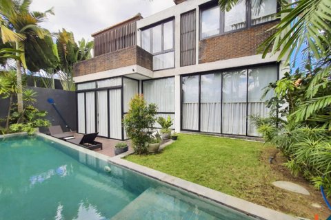4 bedrooms Villa in Canggu, Badung, Indonesia No. 11496
