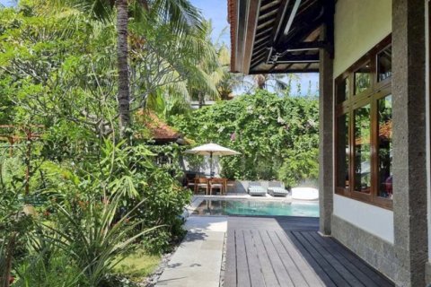 Вилла с 5 спальнями в Karangasem, Карангасем, Индонезия № 11150 8