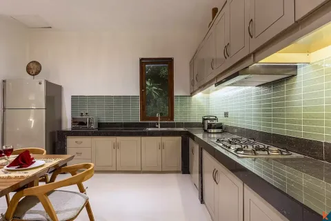 3 bedrooms Villa in Kerobokan, Badung, Indonesia No. 10907 12