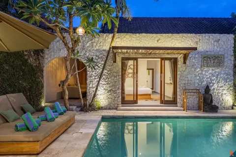 3 bedrooms Villa in Kerobokan, Badung, Indonesia No. 10907 4