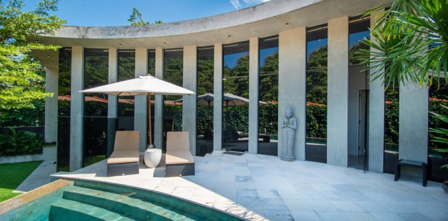 2 bedrooms Villa in Badung, Indonesia No. 10910